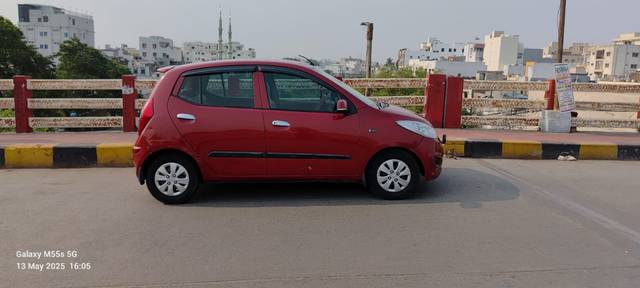 https://images10.gaadi.com/usedcar_image/4530627/original/1e33b99a-99e6-4052-b03b-e68deaf83180.jpg?imwidth=6401