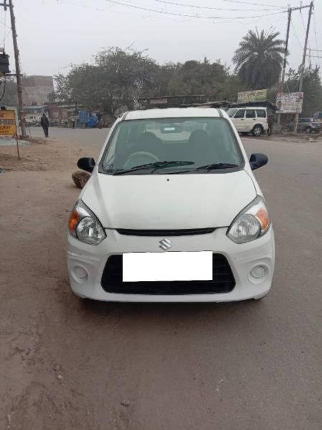 https://images10.gaadi.com/usedcar_image/4530652/original/processed_581be60f-9e6f-4aa9-8bd4-aeda39058d78.jpg?imwidth=6402