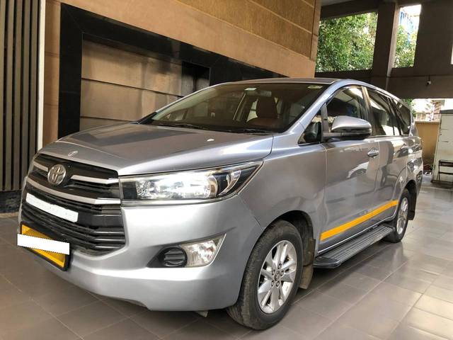 https://images10.gaadi.com/usedcar_image/4530717/original/processed_baf3c3d8f35d50a4f8ec359559b95c34.jpg?imwidth=6400