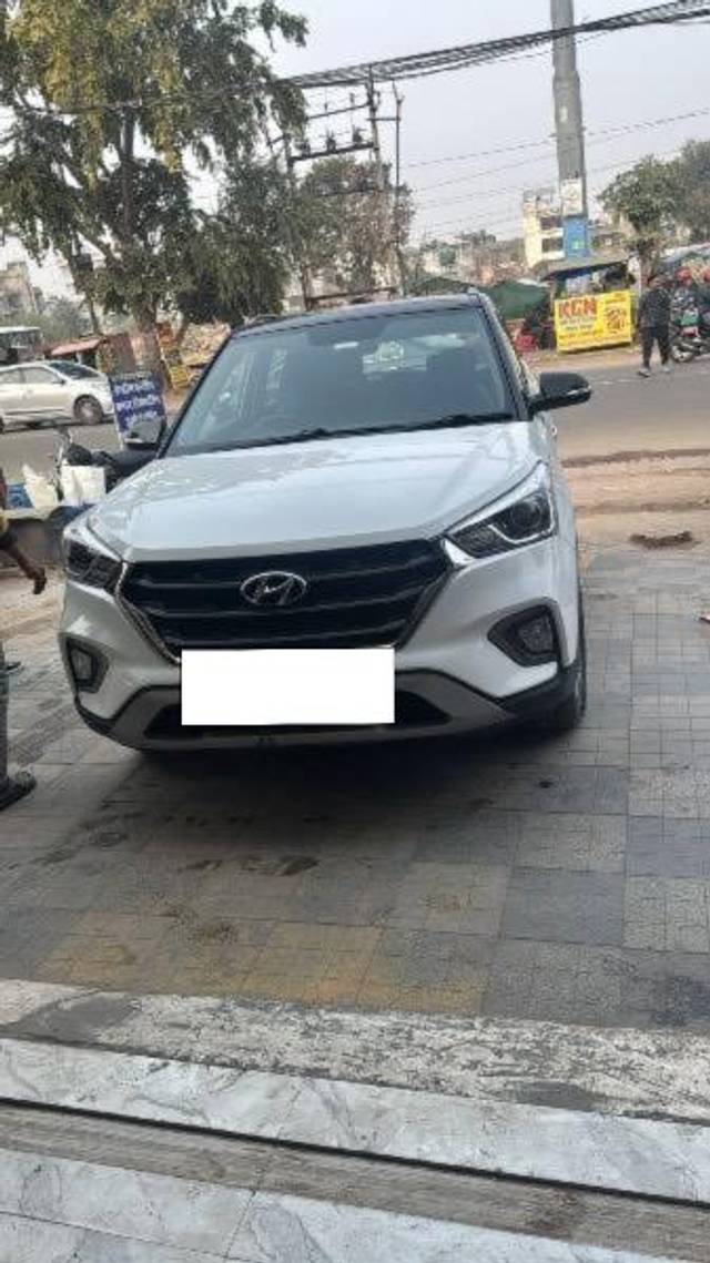 https://images10.gaadi.com/usedcar_image/4530719/original/processed_db712755-e391-458f-8e58-e6bfe0162a95.jpeg?imwidth=6400