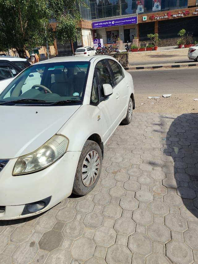 https://images10.gaadi.com/usedcar_image/4530727/original/83d536e2-6257-43ce-9445-f1c346eaf3f0.jpg?imwidth=6400