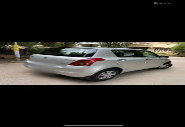 https://images10.gaadi.com/usedcar_image/4530748/original/8a005a0f-cf91-4a31-b00f-f01caa9fc040.?imwidth=6402