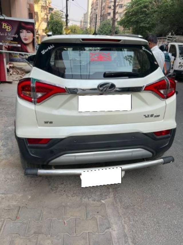 https://images10.gaadi.com/usedcar_image/4530755/original/processed_b32b82ba-8f81-4397-9ec8-d88def9113d0.jpg?imwidth=6402