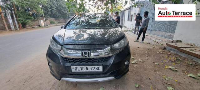 https://images10.gaadi.com/usedcar_image/4530759/original/17e583867c1b0f778bfc41200d7df866.jpg?imwidth=6400