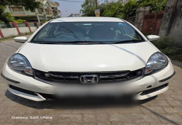 https://images10.gaadi.com/usedcar_image/4530770/original/6a3d9451-8183-4633-9729-666117553b99.?imwidth=6400