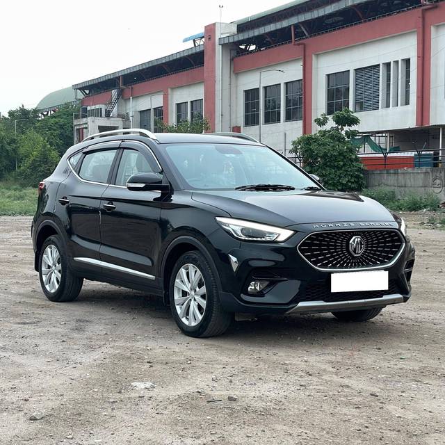 https://images10.gaadi.com/usedcar_image/4530785/original/processed_ea81e3791c4b41be581f18f69b0101e2.jpg?imwidth=6400