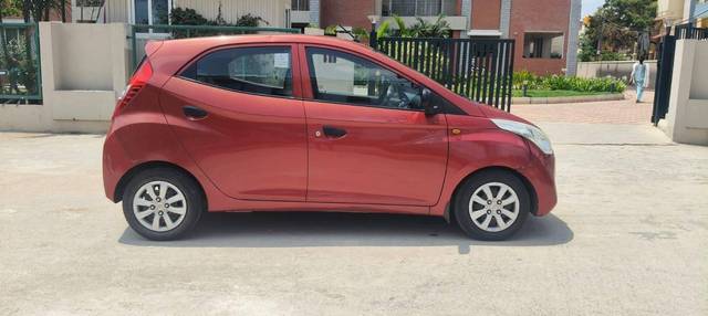 https://images10.gaadi.com/usedcar_image/4530803/original/processed_00722e10d9b23cced5f2b8b51ea4ef7a.jpg?imwidth=6401