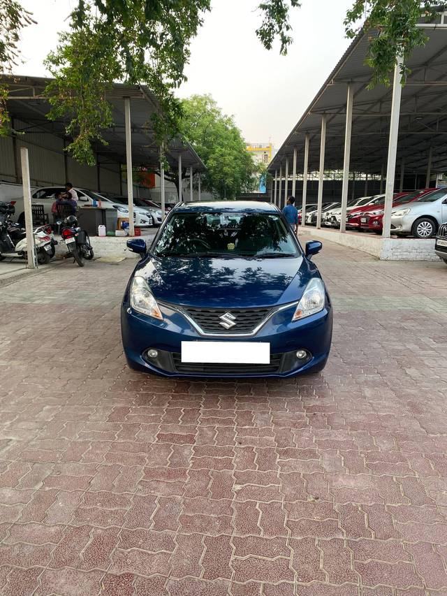 https://images10.gaadi.com/usedcar_image/4530814/original/processed_c7eaeda9-2951-460a-abe2-3378b3d39ec6.jpg?imwidth=6400