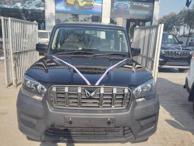 https://images10.gaadi.com/usedcar_image/4530824/original/processed_5a04a33d-4444-4635-93b2-b6d086d3bbf2.jpg?imwidth=6401