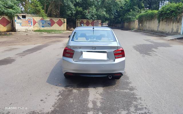 https://images10.gaadi.com/usedcar_image/4530828/original/processed_c90f98f1-3ead-409d-a33b-c7e443ec9b04.jpg?imwidth=6402