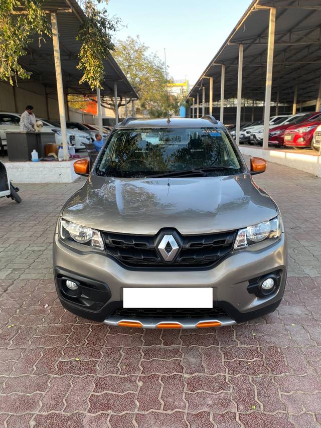 https://images10.gaadi.com/usedcar_image/4530830/original/processed_ad352b32-2697-4979-b1da-272b97c92922.jpg?imwidth=6400