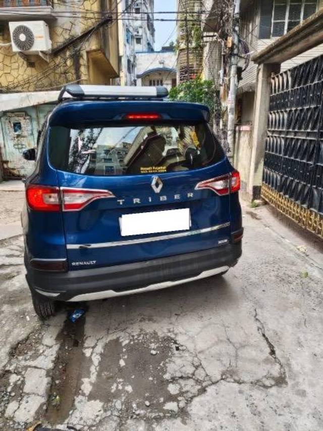 https://images10.gaadi.com/usedcar_image/4530838/original/processed_aff77e65-4757-4289-8159-6ca099df75dd.jpeg?imwidth=6400