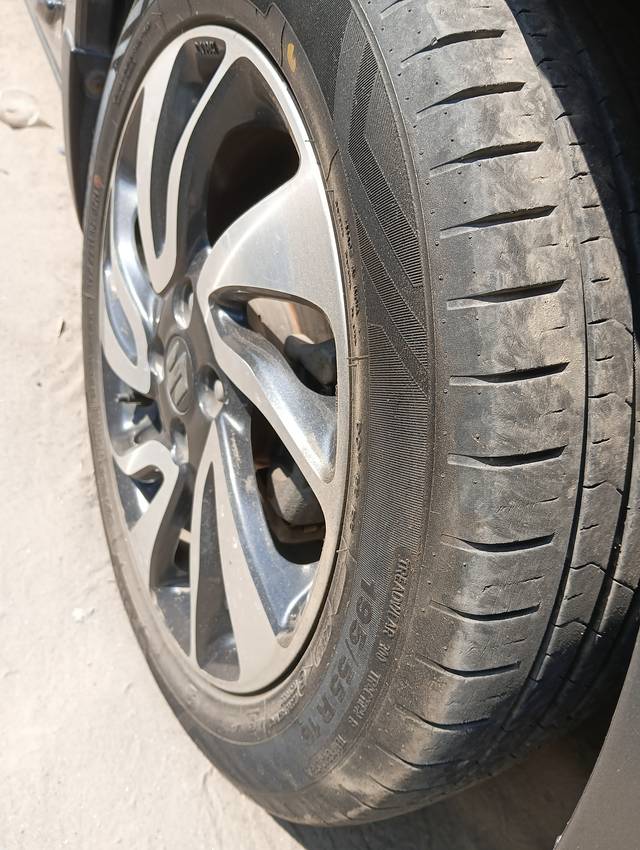 https://images10.gaadi.com/usedcar_image/4530852/original/246a2c16348a7e103de2ebd42f78bb0b.jpg?imwidth=6402