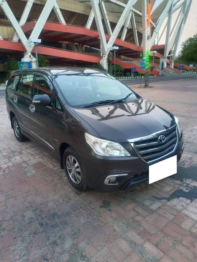 https://images10.gaadi.com/usedcar_image/4530859/original/processed_8cdafb7dbcc37e9c6a6b196a69df83ea.jpeg?imwidth=6400