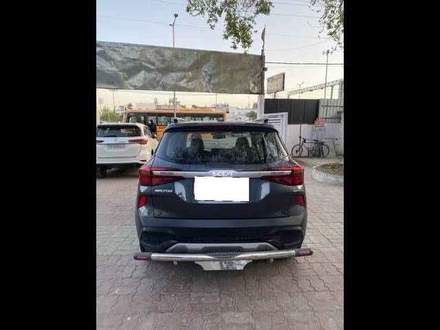 https://images10.gaadi.com/usedcar_image/4530876/original/processed_cea7b3f0-4e25-4331-8bb0-85fa099756c0.jpg?imwidth=6402