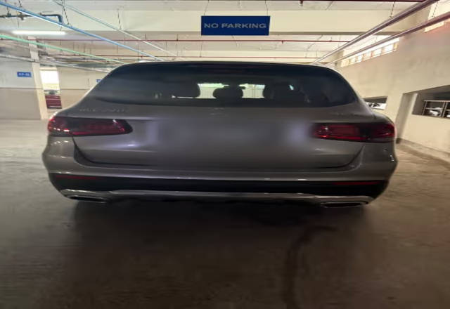 https://images10.gaadi.com/usedcar_image/4530877/original/cea64101-e159-4965-82ff-53216795c583.?imwidth=6402