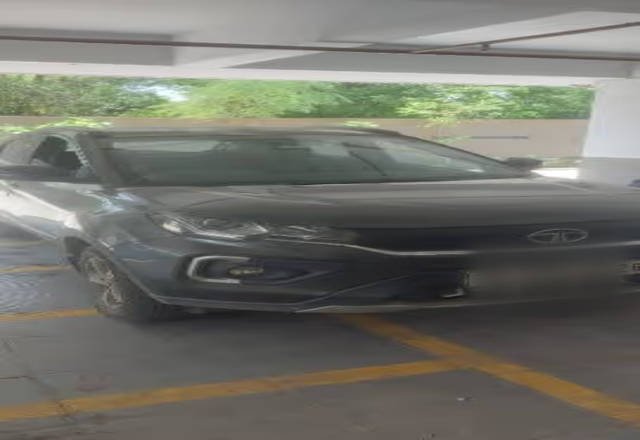 https://images10.gaadi.com/usedcar_image/4530918/original/cd0a95c3-5b9d-4b3a-a98d-30cee659379b.?imwidth=6400