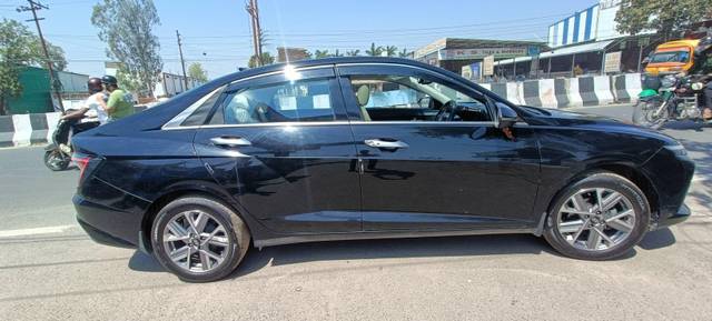 https://images10.gaadi.com/usedcar_image/4530920/original/processed_9da9839e68f3bb5194bcbaadaf71262f.jpg?imwidth=6401