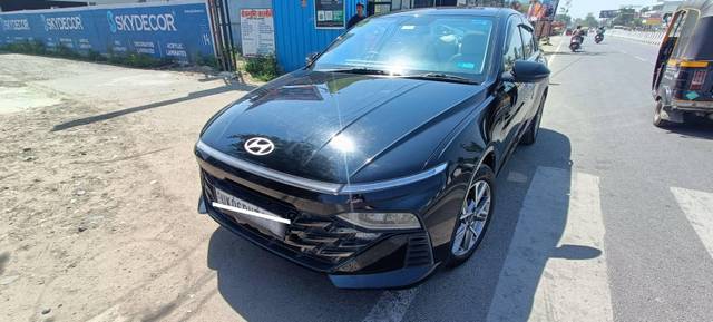 https://images10.gaadi.com/usedcar_image/4530920/original/processed_fd389618fbda3693b37a23c34aa6f997.jpg?imwidth=6400