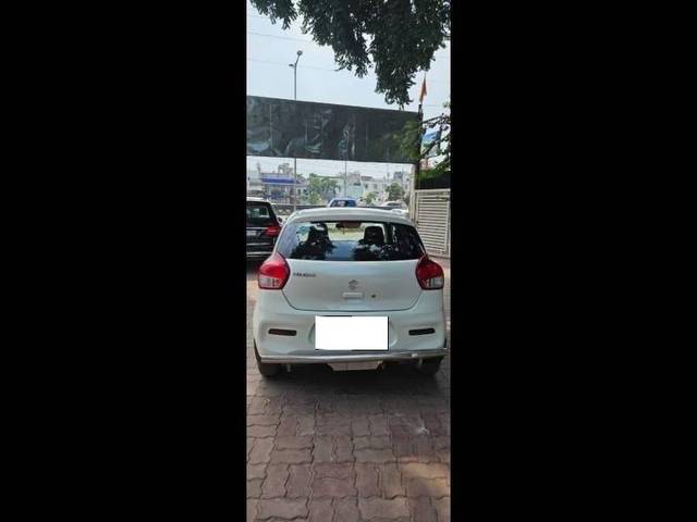 https://images10.gaadi.com/usedcar_image/4530935/original/processed_6f63a47f-7354-421e-a58f-45a000fda373.jpg?imwidth=6401