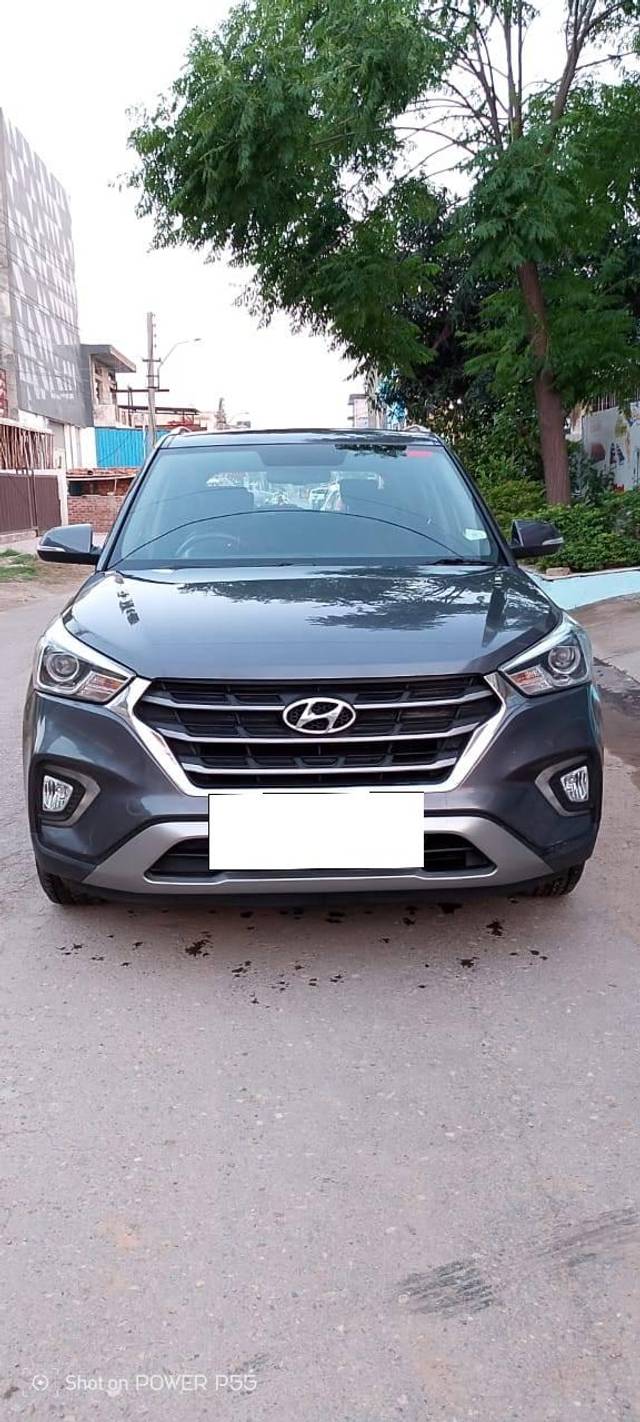 https://images10.gaadi.com/usedcar_image/4530939/original/processed_2f12d63a536087adcd210153d01bef0e.jpg?imwidth=6400