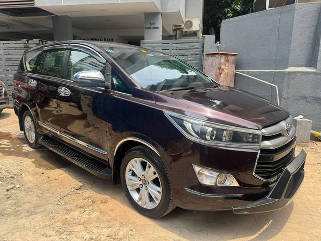 https://images10.gaadi.com/usedcar_image/4530950/original/processed_3faf78e78cbcf531735af7cd7bd6f3a0.jpg?imwidth=6400