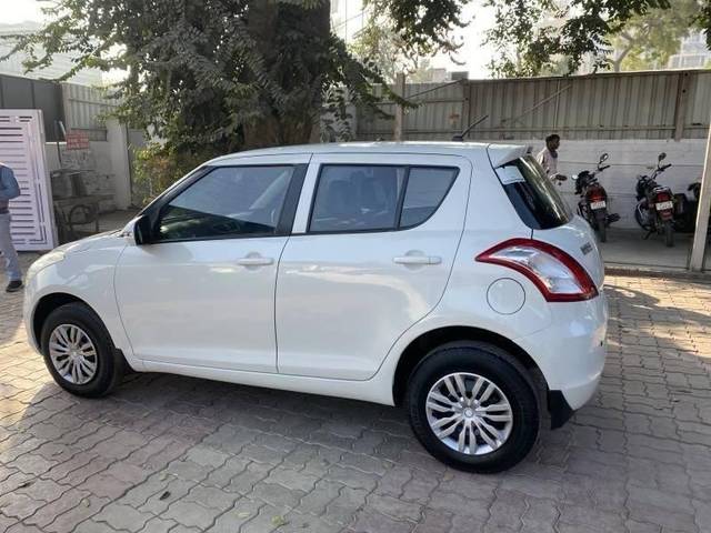 https://images10.gaadi.com/usedcar_image/4530956/original/processed_9419e625-7813-4888-8827-2f30a183db6f.jpg?imwidth=6402
