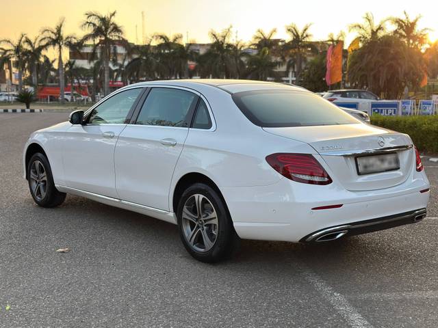 https://images10.gaadi.com/usedcar_image/4530957/original/processed_f53491d0db067c8cdbee5cfaa3ac20a5.jpg?imwidth=6402