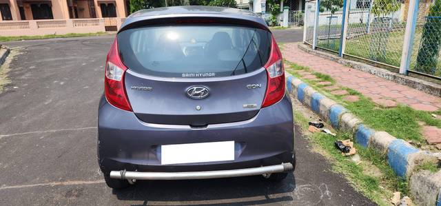 https://images10.gaadi.com/usedcar_image/4530971/original/processed_226cf94e5de5d2b0a3c7649e70838248.jpg?imwidth=6401