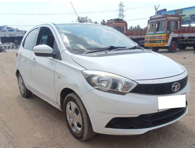 https://images10.gaadi.com/usedcar_image/4530973/original/processed_e83770bb06c5fa3439cfc028476dc066.png?imwidth=6400