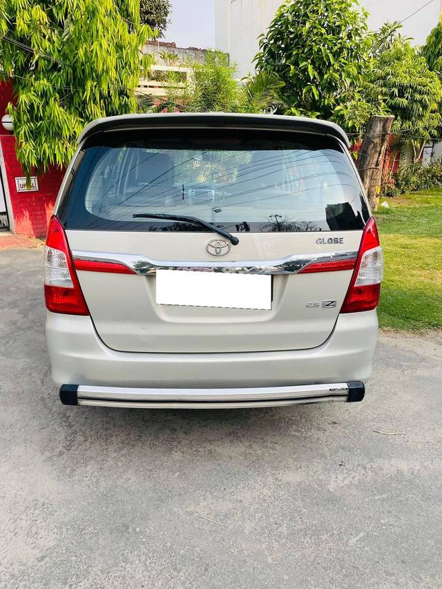 https://images10.gaadi.com/usedcar_image/4530980/original/processed_7c0a4584c97698e810496d2d47d8f3a4.jpg?imwidth=6401