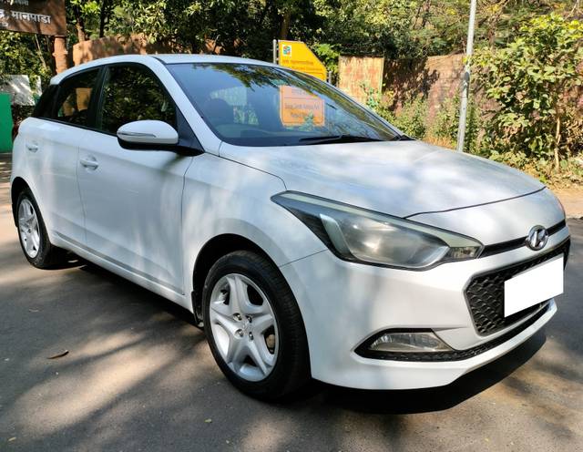 https://images10.gaadi.com/usedcar_image/4530986/original/processed_346966f8c270ee3e975102821861b548.jpg?imwidth=6400