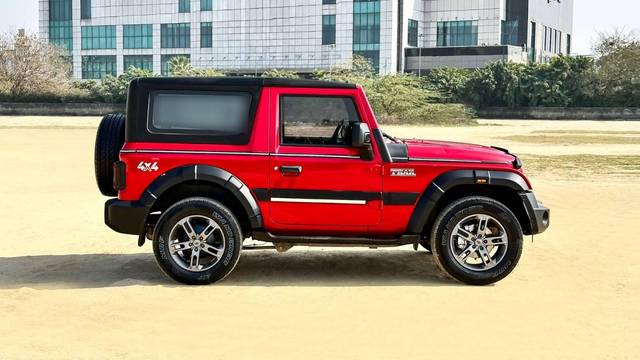 https://images10.gaadi.com/usedcar_image/4531004/original/processed_bf5a7e895bbf51d45a62ad00c4f3e4da.jpg?imwidth=6401