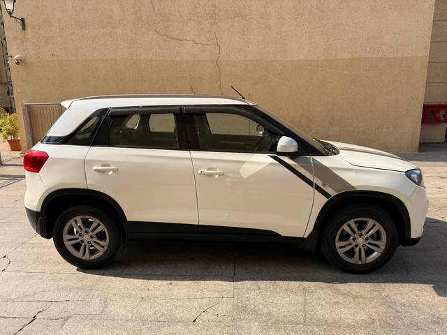 https://images10.gaadi.com/usedcar_image/4531012/original/processed_57ee5061de4b8ab6a672d754485046b1.jpg?imwidth=6401