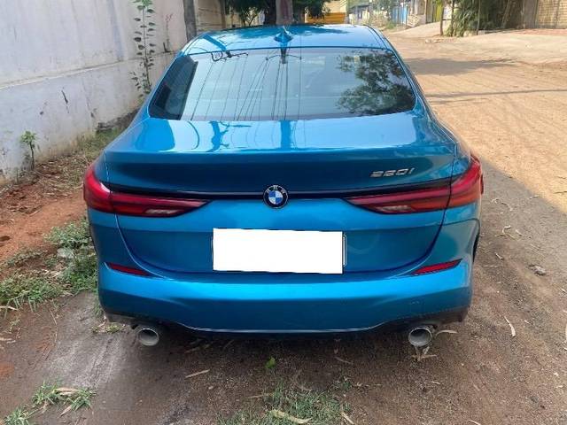 https://images10.gaadi.com/usedcar_image/4531045/original/processed_6c5fc0a9-0129-44cf-81f5-7aa9209b65c6.jpeg?imwidth=6402