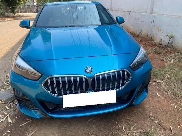 https://images10.gaadi.com/usedcar_image/4531045/original/processed_95942de2-4a2c-415d-abdf-0ede7f8f6aef.jpeg?imwidth=6400