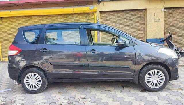 https://images10.gaadi.com/usedcar_image/4531056/original/processed_a9779e1c95853e6f63b98a917d9271d4.jpg?imwidth=6401