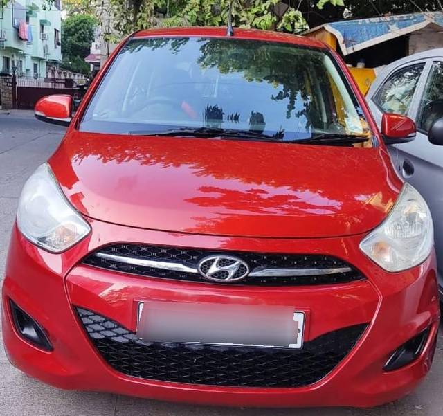https://images10.gaadi.com/usedcar_image/4531060/original/processed_5115ff9227842cb0f6e83e677bece7a3.jpg?imwidth=6400