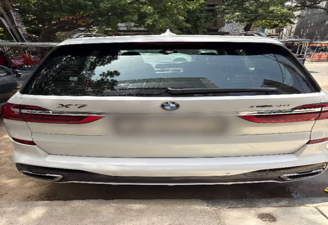 https://images10.gaadi.com/usedcar_image/4531070/original/1e9d92e1-604b-4bc5-b0b1-bf017652ee6c.?imwidth=6400