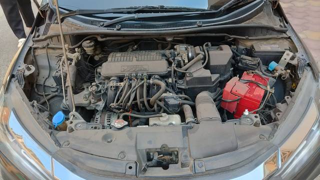https://images10.gaadi.com/usedcar_image/4531089/original/b744850cc5f311667ebe2b0a999939e2.jpg?imwidth=6402
