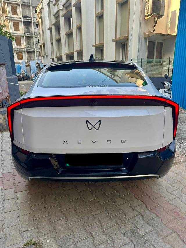 https://images10.gaadi.com/usedcar_image/4531104/original/processed_70514ba9bf98aa988b9fc368beb68e17.jpg?imwidth=6400