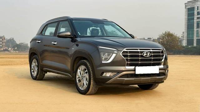 https://images10.gaadi.com/usedcar_image/4531108/original/processed_b6df9280ad30c5d54cf1f73afed008fe.jpg?imwidth=6400
