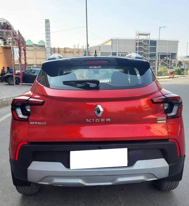 https://images10.gaadi.com/usedcar_image/4531117/original/processed_96e8ff4a022cbd18ab8bf3c4c0a057b4.jpg?imwidth=6401