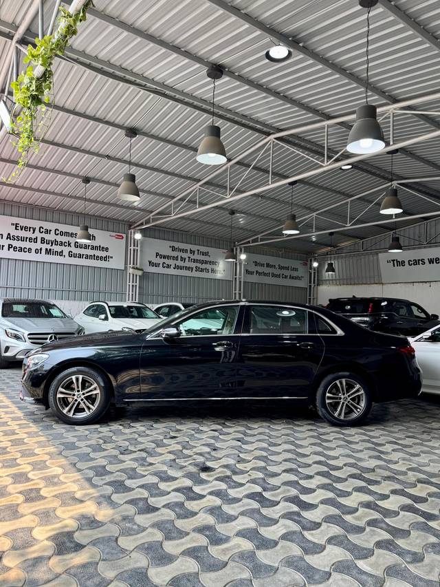 https://images10.gaadi.com/usedcar_image/4531119/original/3df0132aee69cfbd089ffd9a17a3ee16.jpg?imwidth=6402
