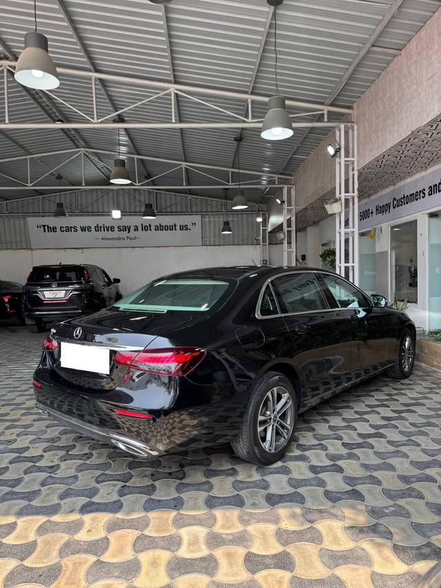https://images10.gaadi.com/usedcar_image/4531119/original/processed_a5eabb4a192abe286d66665fab6d011d.jpg?imwidth=6400
