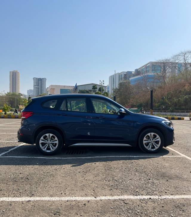 https://images10.gaadi.com/usedcar_image/4531120/original/df9b60d6341ceb6079601e87d4b332f8.jpeg?imwidth=6401