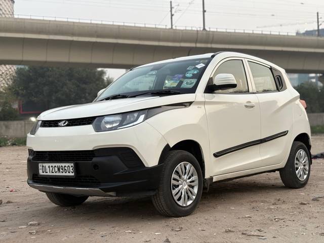 https://images10.gaadi.com/usedcar_image/4531125/original/00c9bd5fbb41b3091d0d889f59078f30.jpg?imwidth=6401