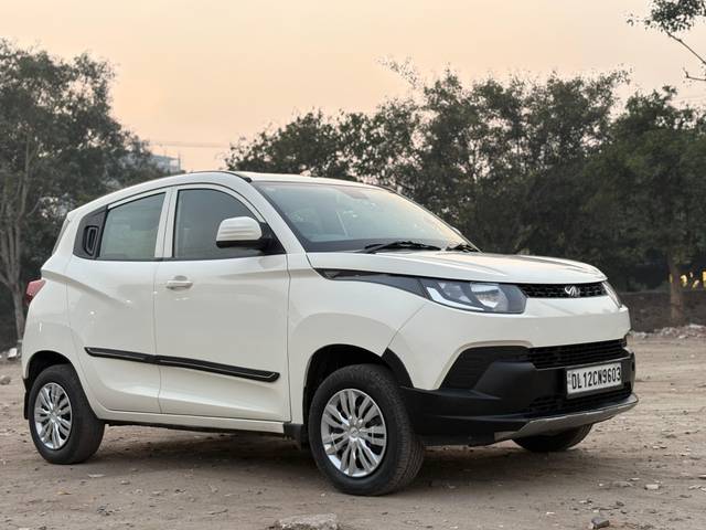 https://images10.gaadi.com/usedcar_image/4531125/original/354dd2c7a2079c18570fa90468d54435.jpg?imwidth=6400