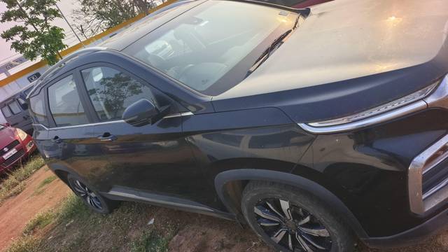 https://images10.gaadi.com/usedcar_image/4531129/original/processed_c18cfbba3b505f6b4b53ac6a7ad99867.jpg?imwidth=6401