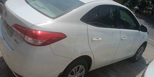 https://images10.gaadi.com/usedcar_image/4531149/original/processed_0bbc2cc7fa59973e696f166041d0a386.jpg?imwidth=6400